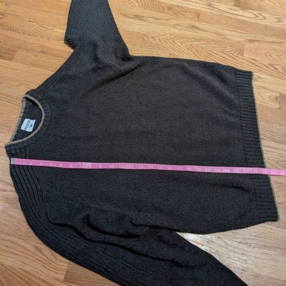 Columbia Large Men's Olive Green‎ w/ Tan Trim Crewneck Pullover Sweater - Picture 11 of 12